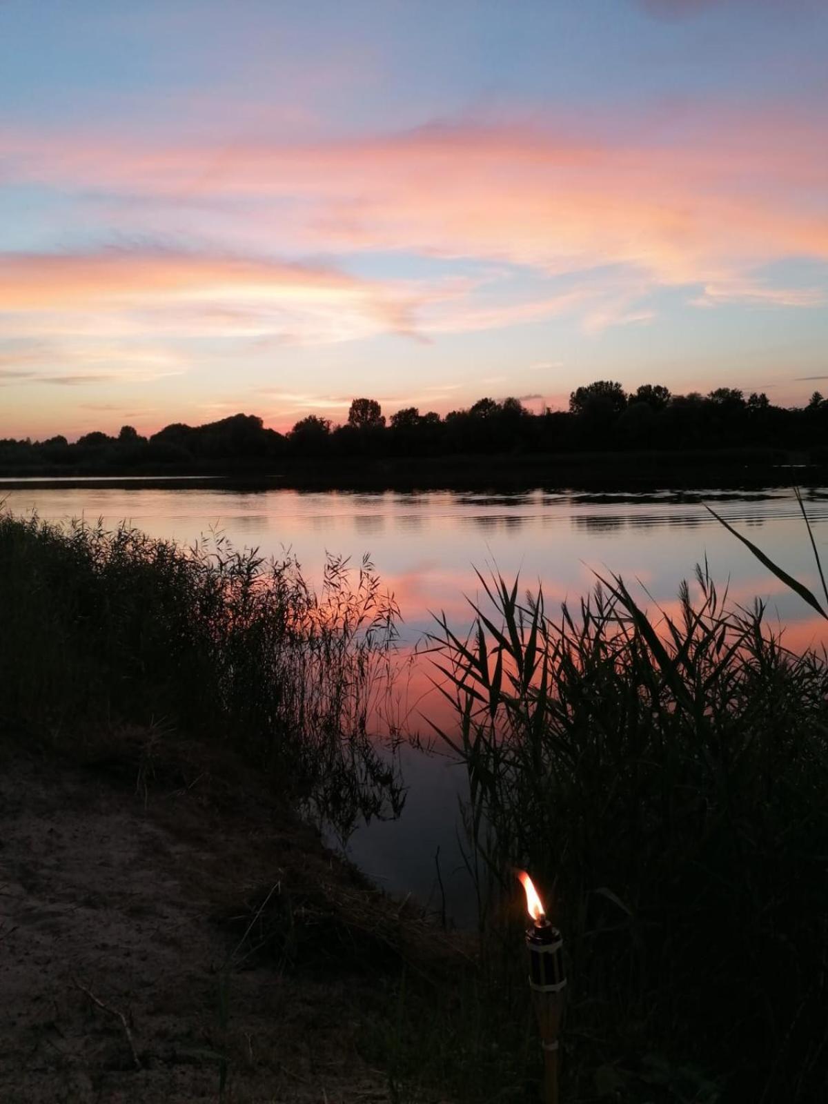 Swietna Chatka Swietne Bagian luar foto