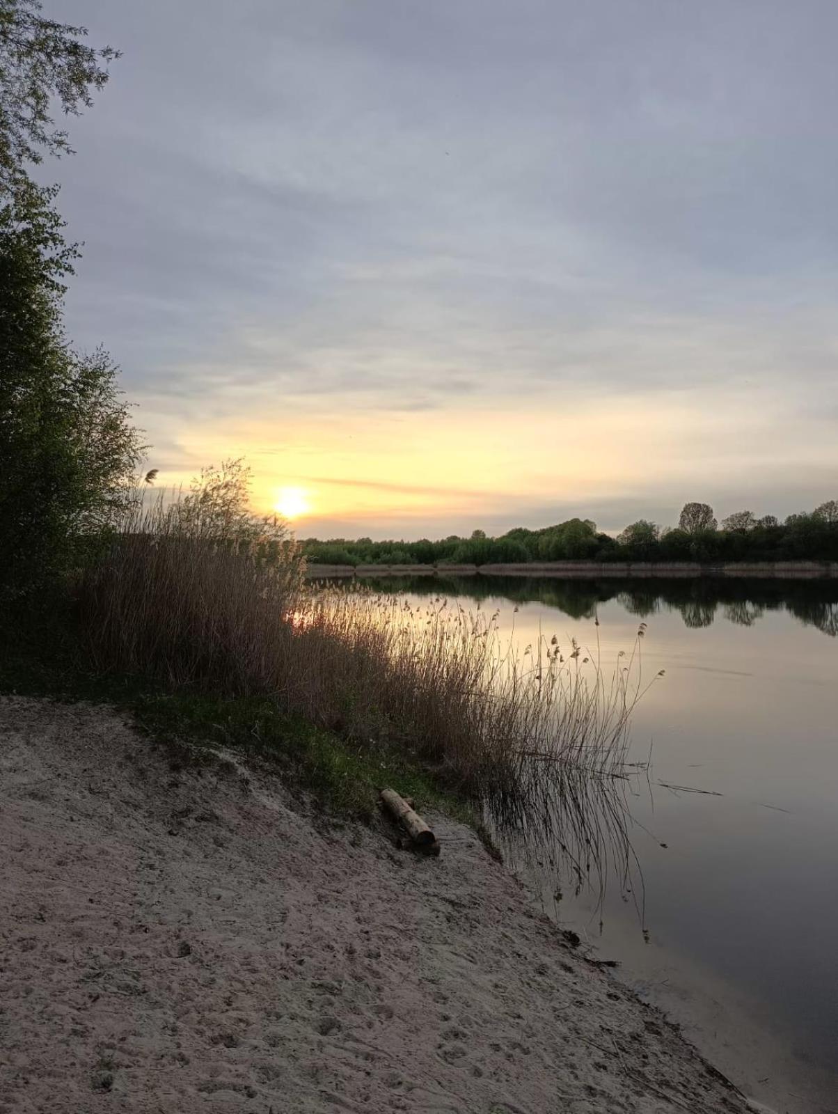 Swietna Chatka Swietne Bagian luar foto