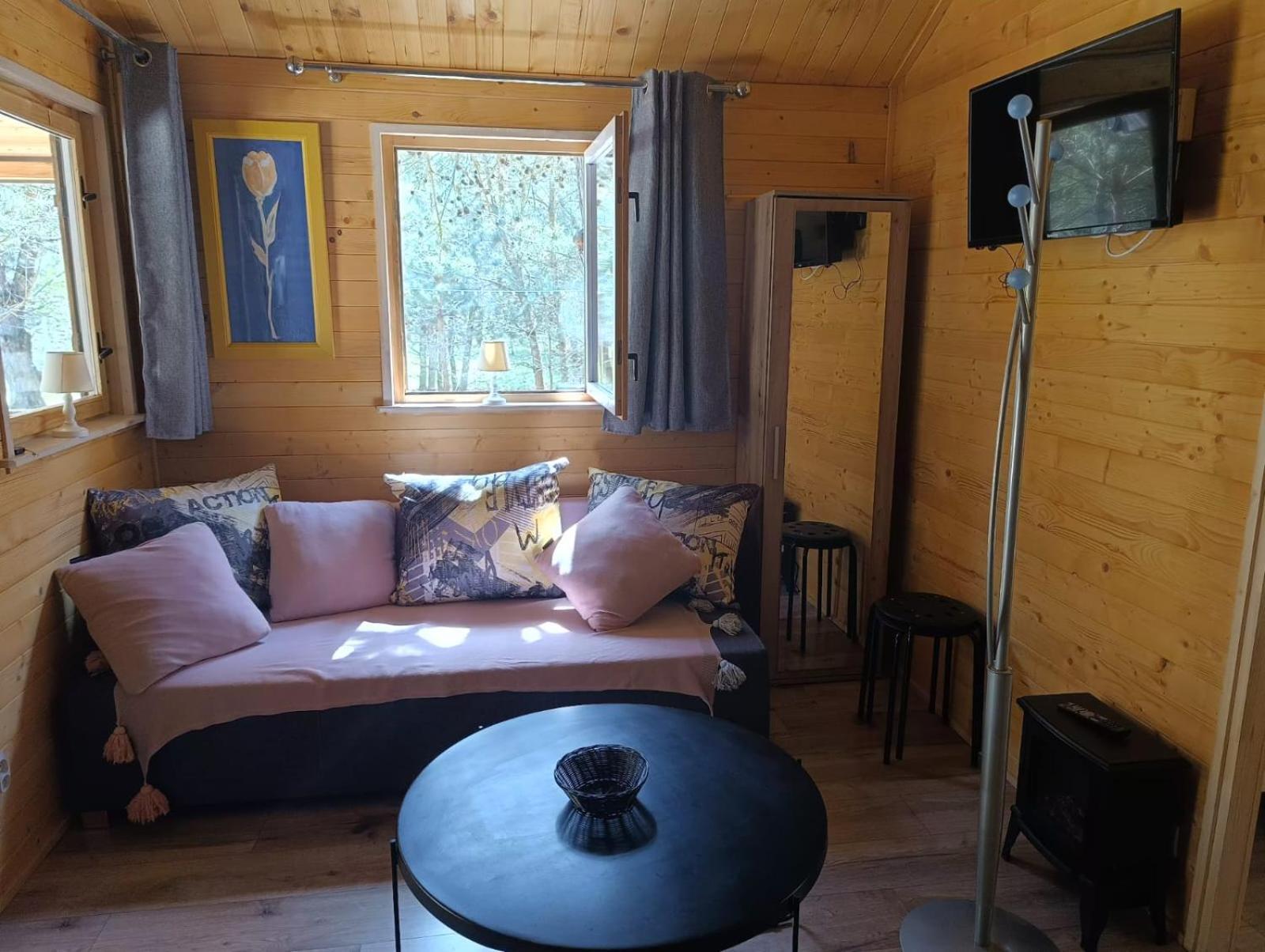 Swietna Chatka Swietne Bagian luar foto